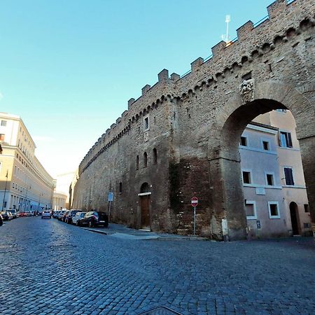 Characteristic Apartment Just Beside The Vatican Rome Luaran gambar