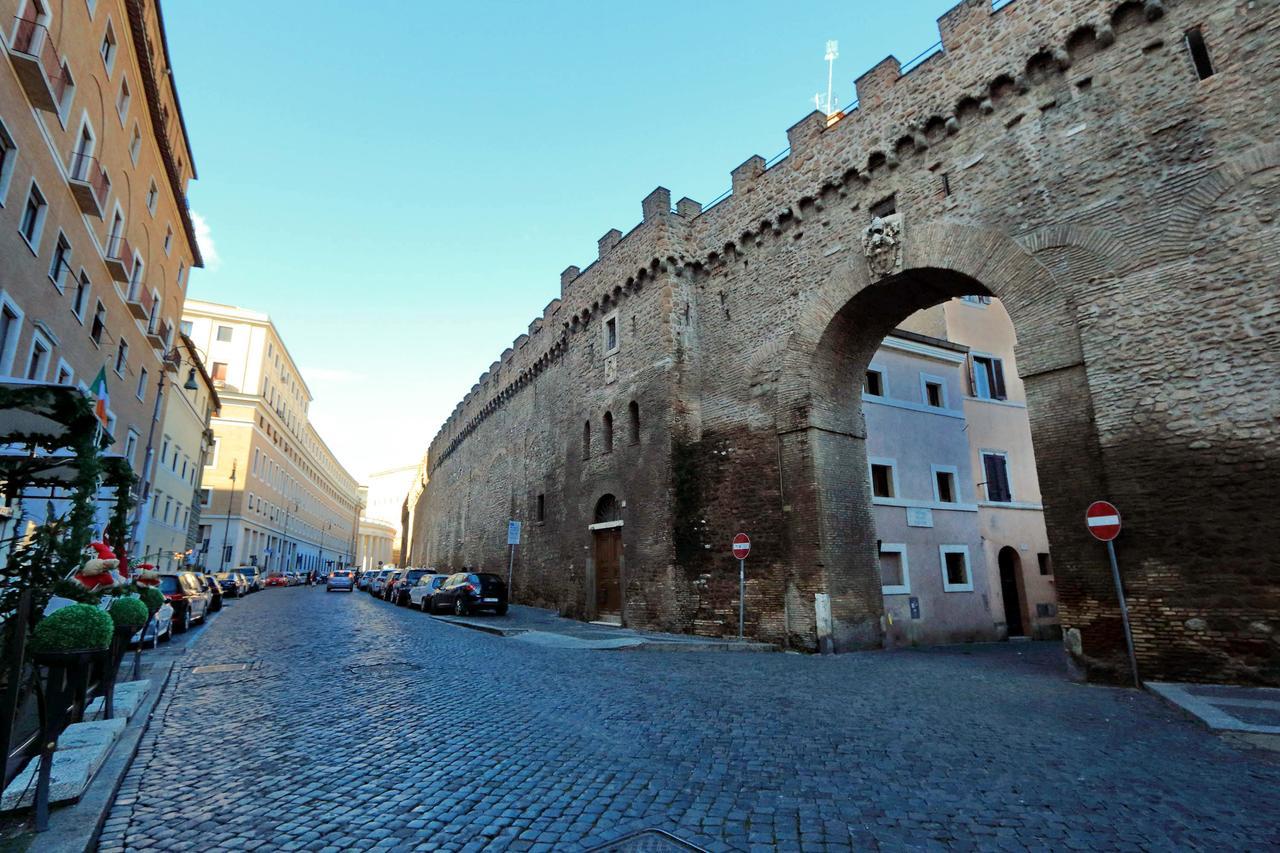 Characteristic Apartment Just Beside The Vatican Rome Luaran gambar